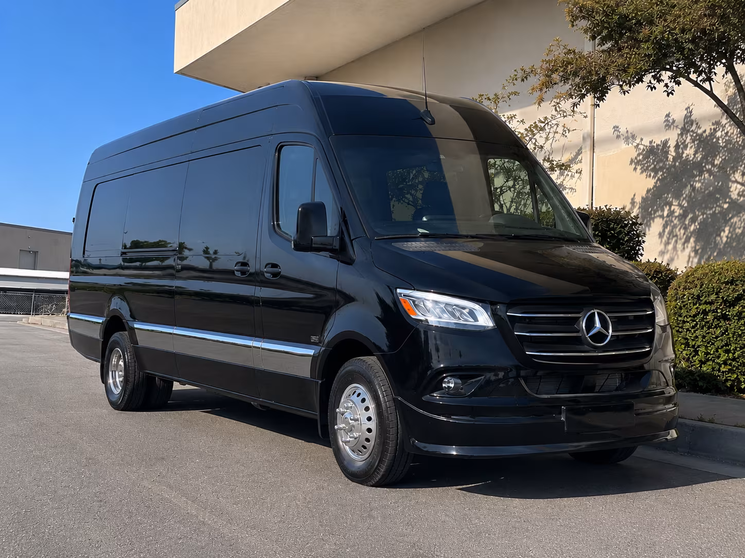 find the perfect transportation for your next private event 3