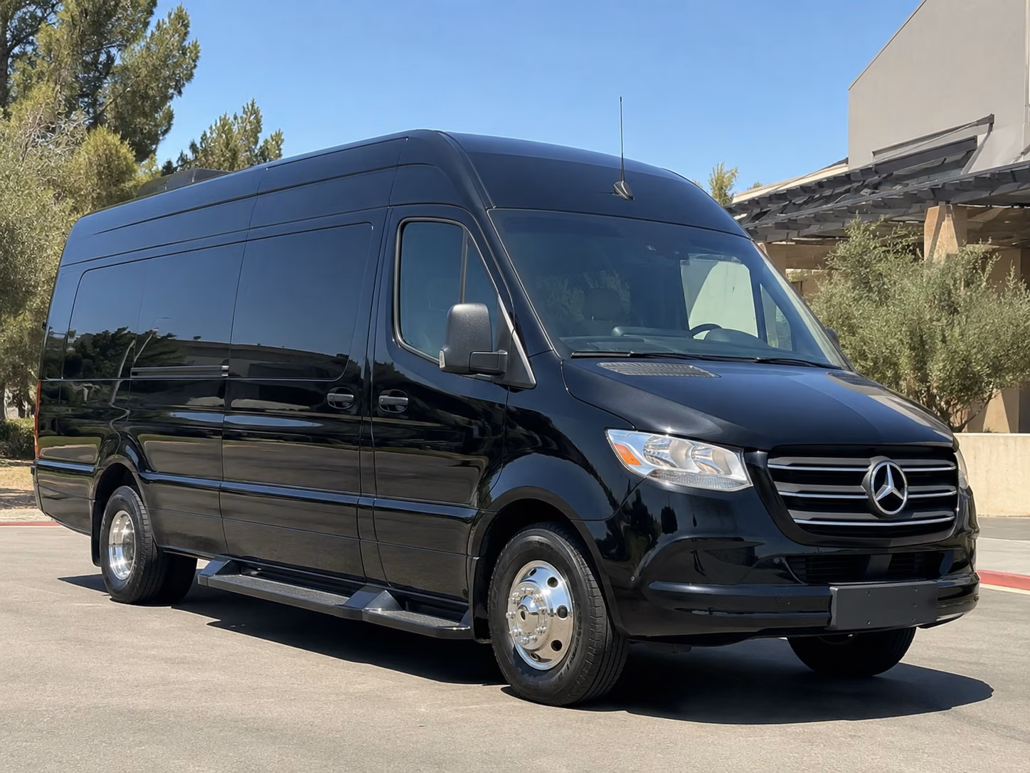 seattle 10 passenger sprinter van